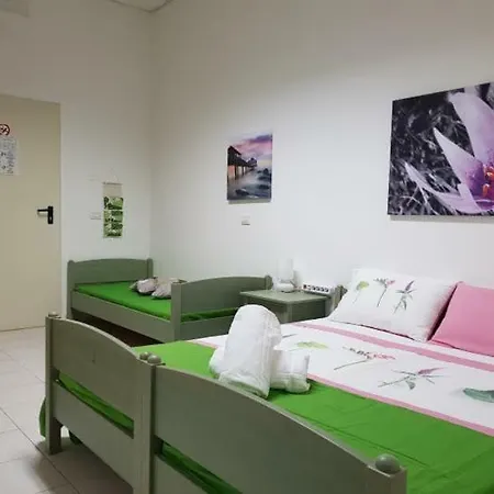 Citta' Murata Hostel *